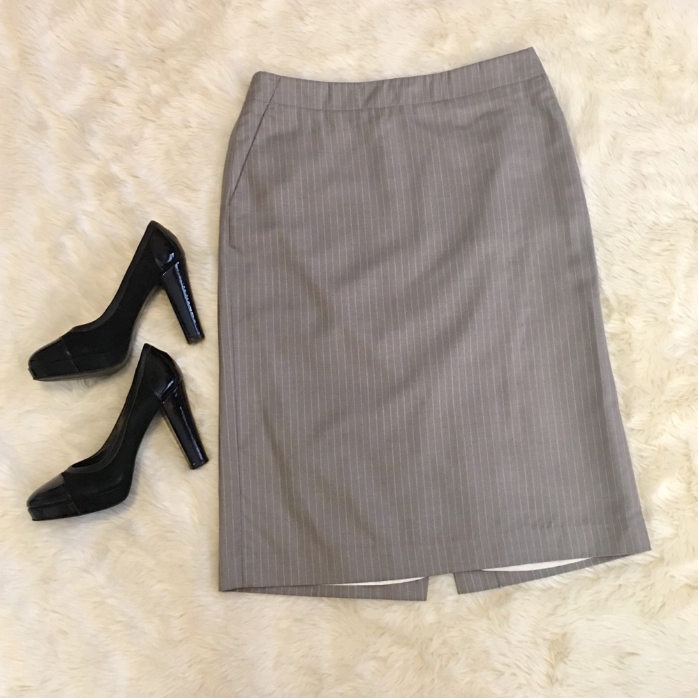 Banana Republic Fitted Skirt